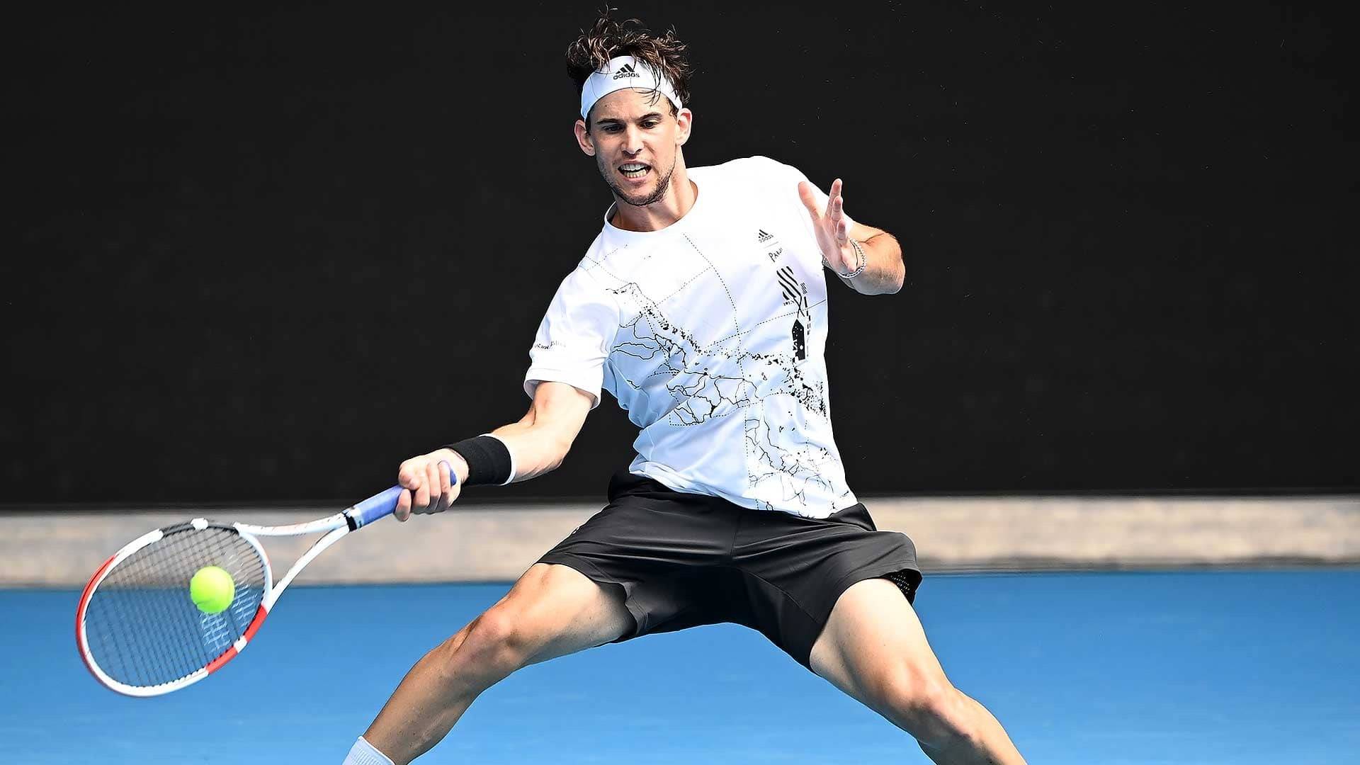 关于蒂姆连续五场比赛得分超过重返赛场，中国队不断突破！赛场气氛高涨的信息