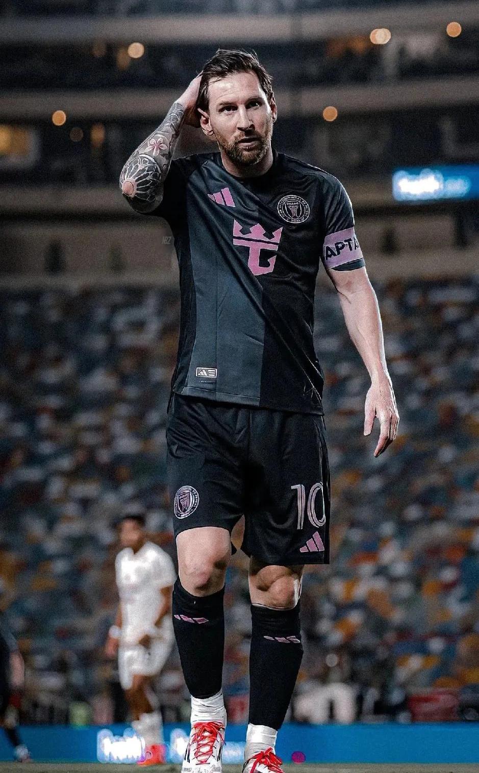 梅西重返赛场，出色发挥首场状态出色，C9观众沸腾！比赛高潮迭起(梅西十句经典语录)