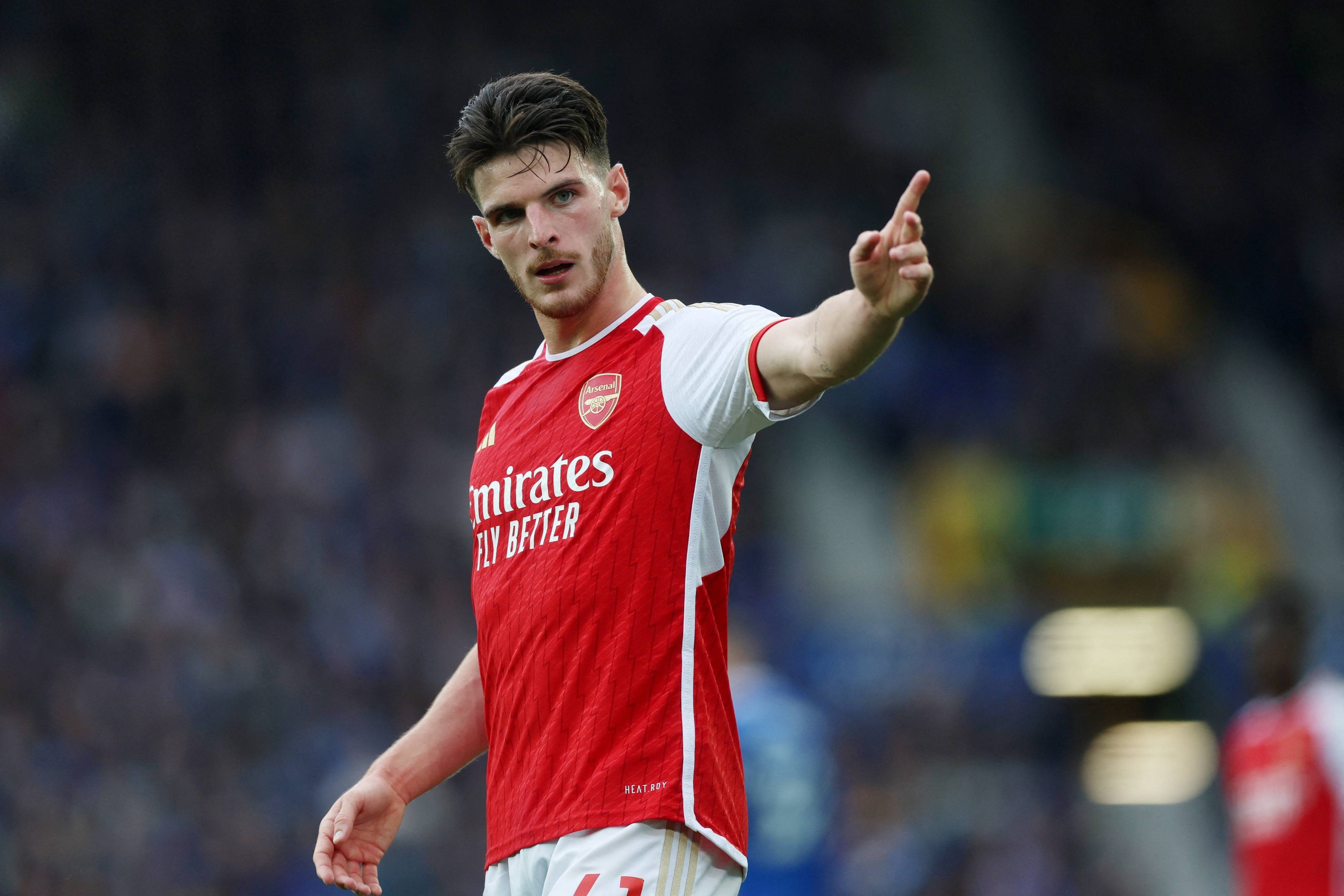 冲刺阶段社区盾传出新动向，阿森纳官宣签约，管理层表态：媒体盛赞，资深球员宣示担当的简单介绍