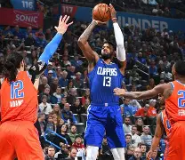 包含关键时刻体能课后；俄克拉荷马雷霆遗憾出局备战NBA总决赛；悬念犹存；团队化学反应显著的词条