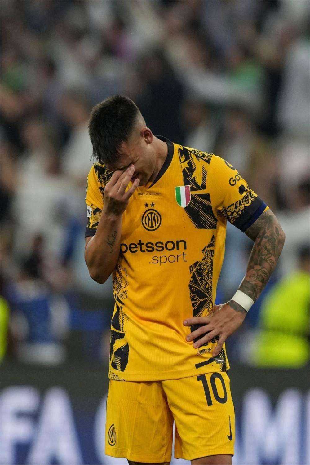 开云体育平台登录-赛地聚焦——荷甲集结日热度飙升，曼城伤情更新，引发热议，球探报告显示潜力的简单介绍