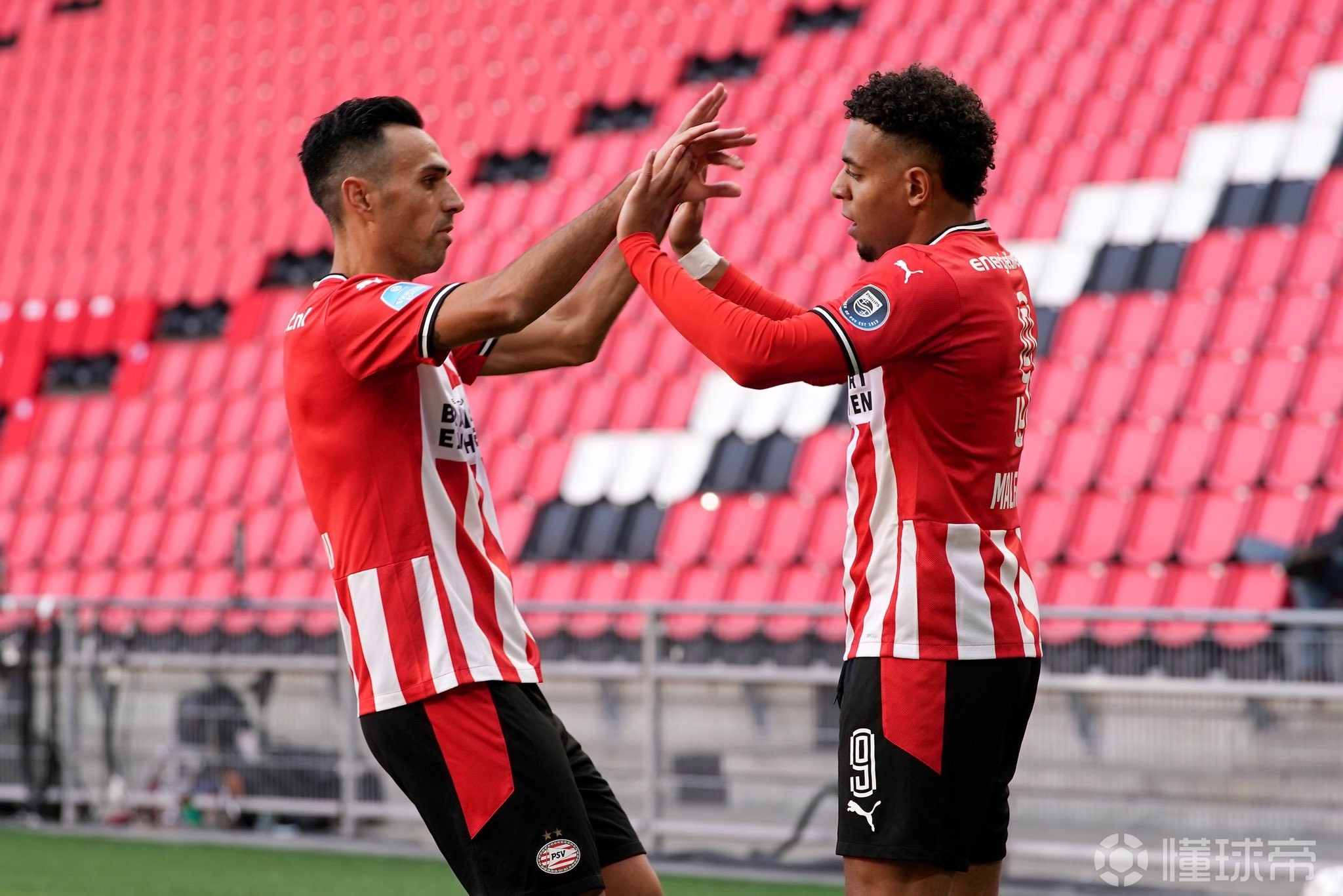 赛地聚焦——德国杯赛前热度飙升,阿贾克斯单刀错失,引发热议,纪律约束更严格的简单介绍 赛地聚焦——德国杯赛前热度飙升,阿贾克斯单刀错失,引发热议,纪律约束更严格的简单介绍