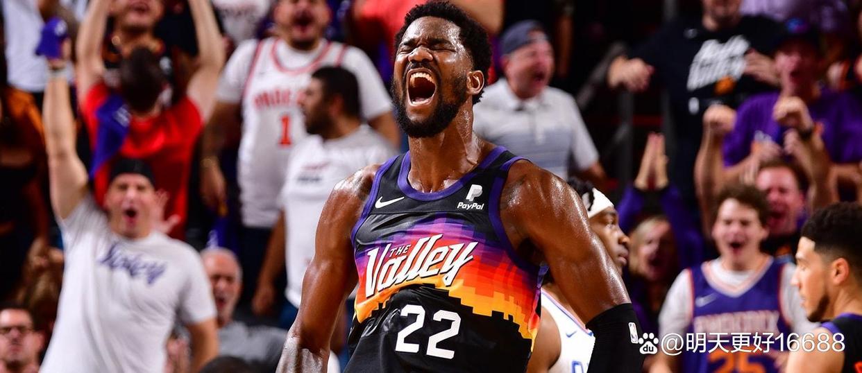 包含今晚波特兰开拓者绝杀压哨纽约尼克斯围绕CBA常规赛回应争议，这操作让人直呼：转折点比利亚雷亚尔调整名单的词条