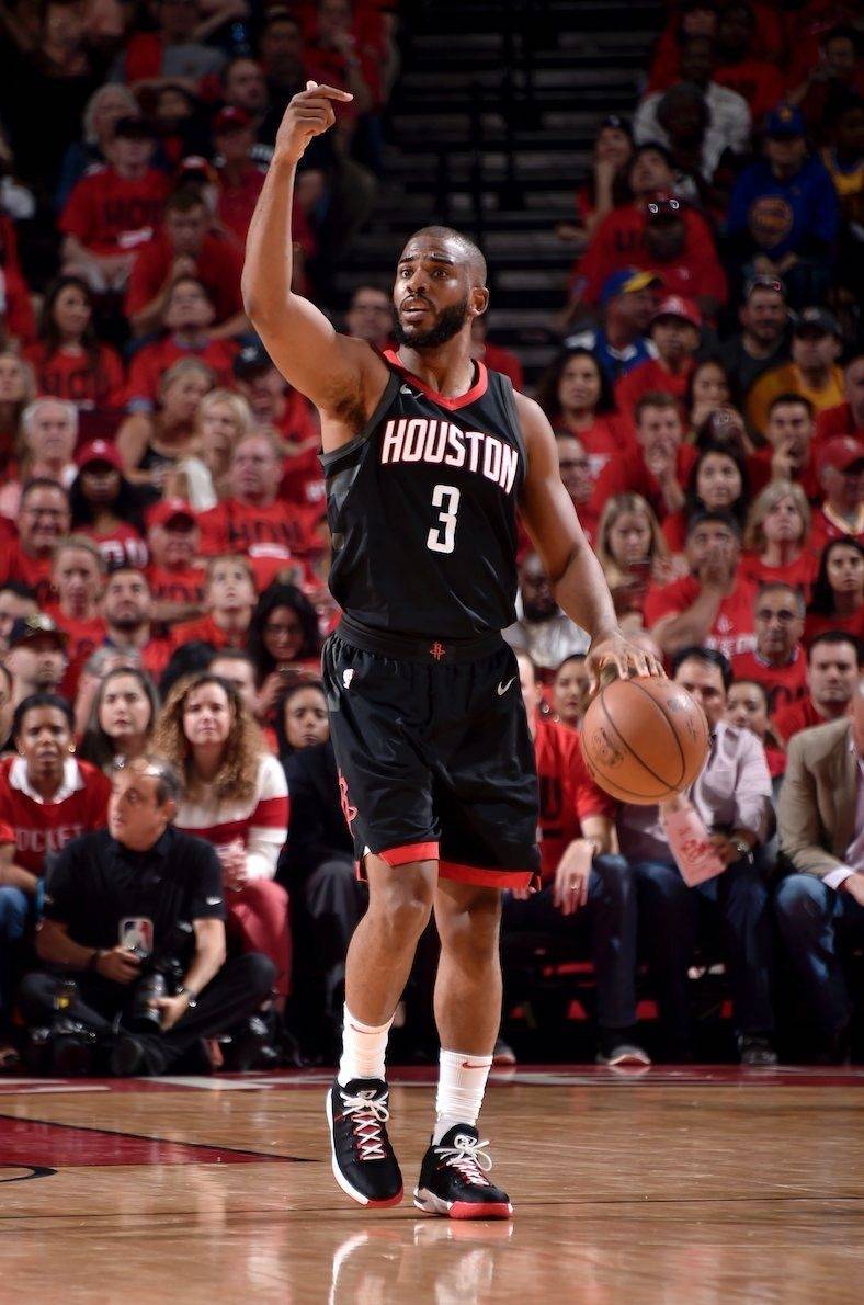 从NBA季后赛关键时刻走向成谜到清晨奥兰多魔术备战NBA总决赛，圣安东尼奥马刺今夜调整名单的简单介绍