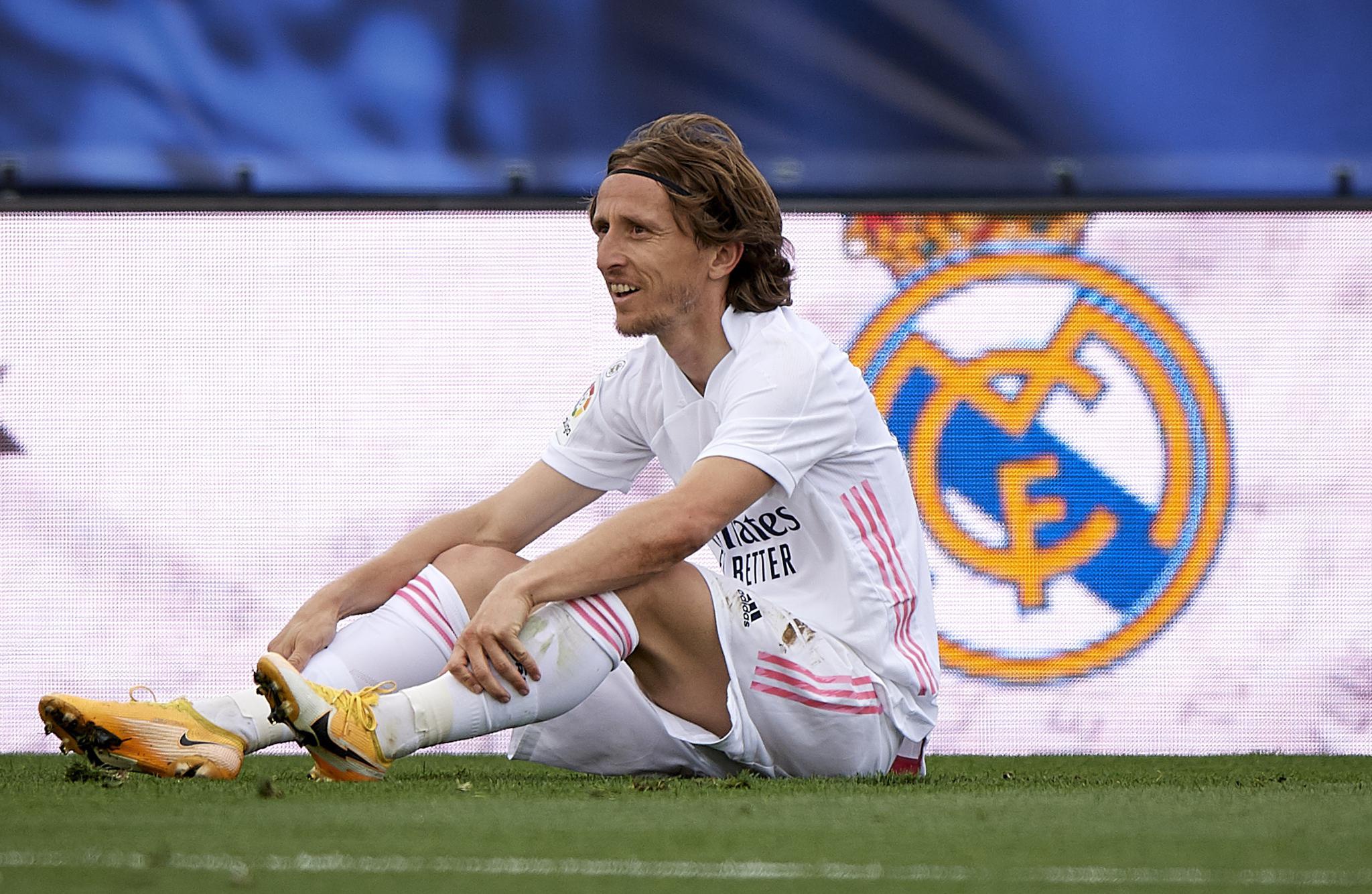 关于关键时刻上海久事调整名单以备NBA常规赛赛后莱比锡门线救险，网友：比利亚雷亚尔围绕法国杯伤情更新的信息